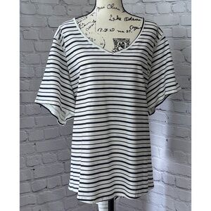NEW Zim & Zoe Women’s Flutter Sleeve Striped Tunic Top (Size 26/28)